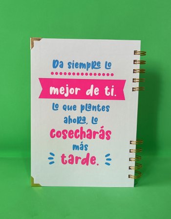 cuaderno personalizado con frase